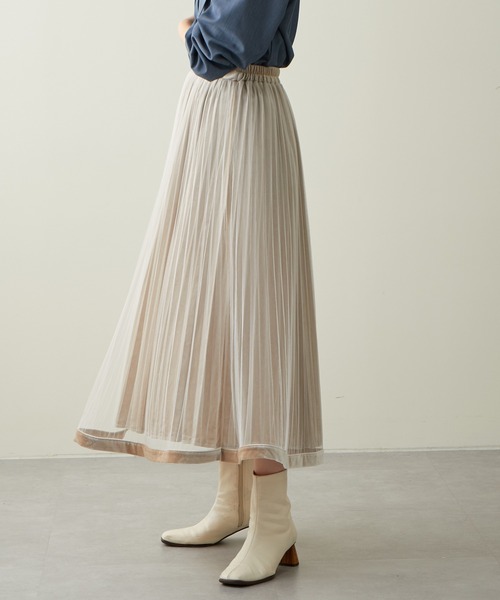 natural couture（ナチュラルクチュール）の「大人気リバイバル/WEB限定カラーあり/裾ベロアパイピングチュールプリーツスカート（スカート・レディース・ブラック/ブラウン/グレー/アイボリー/モカ/ラベンダー・FREE）」の8枚目の写真