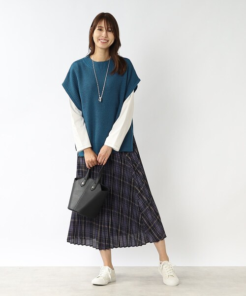 DRESKIP(ドレスキップ)の「◆メッシュ編地ニットベスト(ベスト・レディース・ブラック/ベージュ/ブルー/パープル系4・02/03)」の7枚目の写真