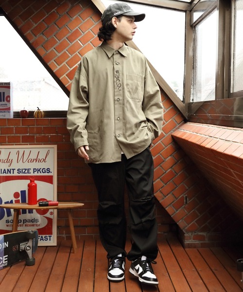 ８(eight)（エイト）の「刺繍チロルシャツ（シャツ/ブラウス・メンズ・ブラック/ベージュ/オフホワイト/カーキ・MEDIUM/LARGE）」の10枚目の写真