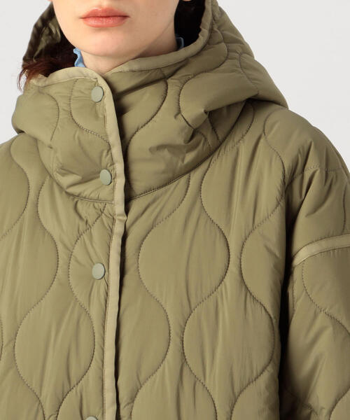 TOMORROWLAND （トゥモローランド）の「【別注】WILD THINGS×TOMORROWLAND キルティングコート（その他アウター・レディース・カーキ/ブラック・FREE）」の5枚目の写真