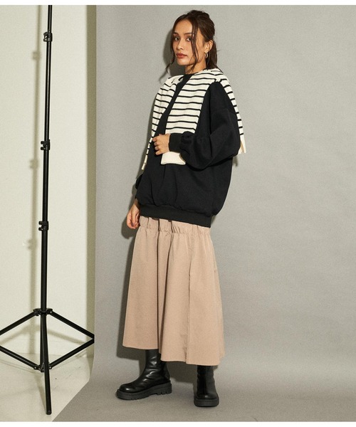 ANAP（アナップ）の「プチハイネック裏起毛プルオーバー（スウェット・レディース・ブルー/ブラック/アイボリー/ブラウン・FREE）」の16枚目の写真