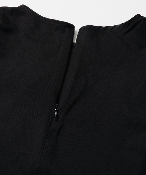 coca(coca)(コカ)の「ギャザーチュニックブラウス(シャツ/ブラウス・レディース・ベージュ/ブラック・M/L)」の13枚目の写真
