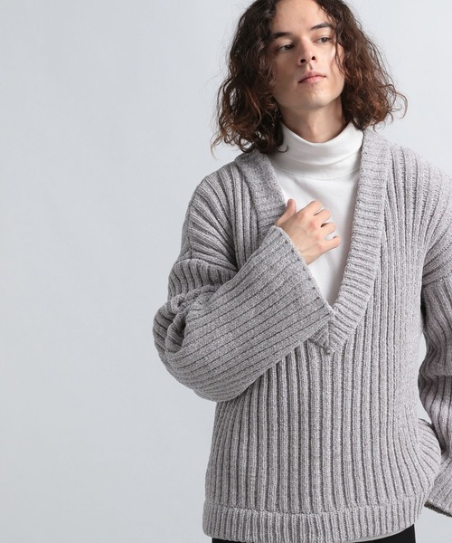 HARE（ハレ）の「モールヤーンVネックニット(HARE)（ニット/セーター