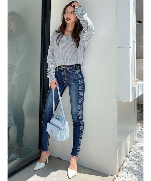 GYDA（ジェイダ）の「ミドルウエスト G SQUAREレーザーデザインスキニーデニムパンツ（デニムパンツ・レディース・ライトブルー/インディゴブルー・SMALL/MEDIUM/X-SMALL）」の10枚目の写真