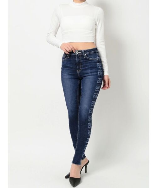 GYDA（ジェイダ）の「ミドルウエスト G SQUAREレーザーデザインスキニーデニムパンツ（デニムパンツ・レディース・ライトブルー/インディゴブルー・SMALL/MEDIUM/X-SMALL）」の21枚目の写真