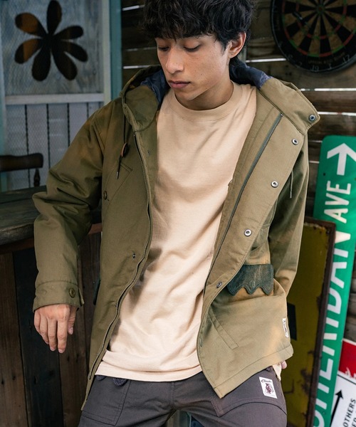 go slow caravan（ゴースローキャラバン）の「COBMASTER/コブマスター　タキビズキ フーディパディングJKT（ブルゾン・メンズ・ダークグレー/ベージュ/カーキ・MEDIUM/LARGE/X-LARGE）」の3枚目の写真