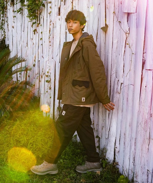 go slow caravan（ゴースローキャラバン）の「COBMASTER/コブマスター　タキビズキ フーディパディングJKT（ブルゾン・メンズ・ダークグレー/ベージュ/カーキ・MEDIUM/LARGE/X-LARGE）」の16枚目の写真