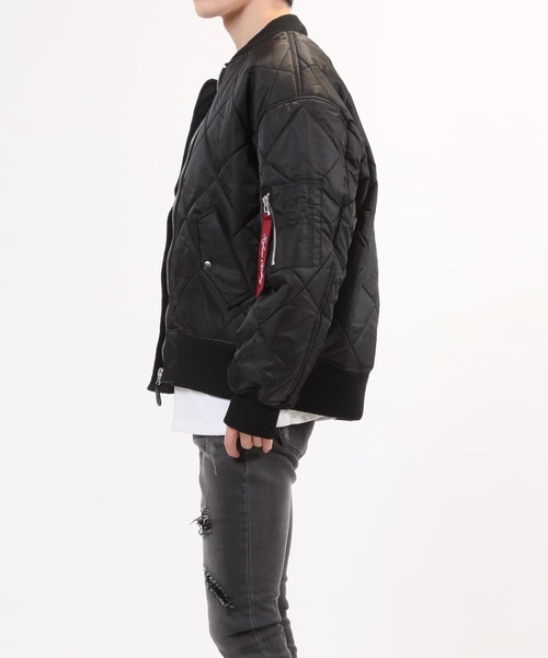 TopIsm(トップイズム)の「ダイヤキルティング ドロップショルダー MA-1ジャケット(MA-1・メンズ・ホワイト/ブラック/カーキ・M/L/LL)」の14枚目の写真
