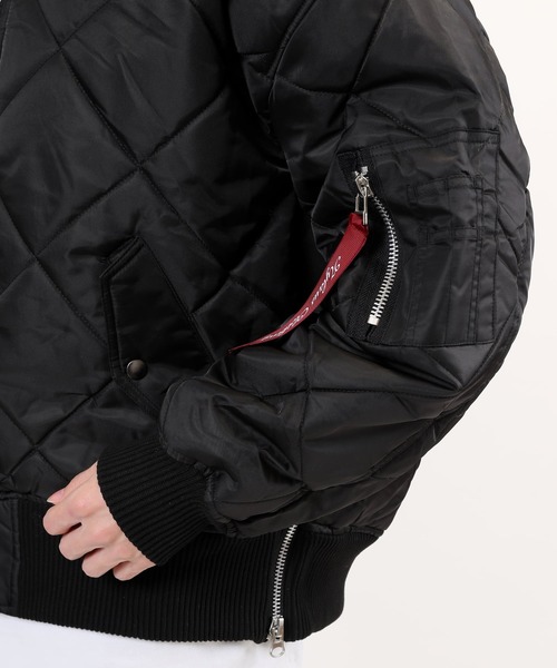 TopIsm(トップイズム)の「ダイヤキルティング ドロップショルダー MA-1ジャケット(MA-1・メンズ・ホワイト/ブラック/カーキ・M/L/LL)」の9枚目の写真