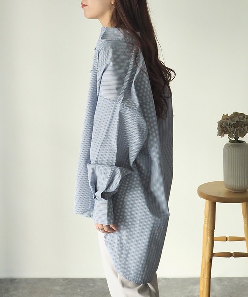 Riberry（リベリー）の「袖スリット開きストライプシャツ（シャツ/ブラウス・レディース・ネイビー/ピンク/ブルー・MEDIUM）」の9枚目の写真