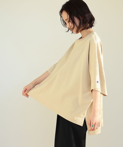 Ray BEAMS(レイビームス)の「Champion × Ray BEAMS / 別注 ショート スリーブ Tシャツ(Tシャツ/カットソー・レディース・ブラック/ホワイト/ベージュ系/ラベンダー・FREE)」の11枚目の写真