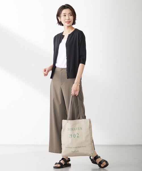 J.PRESS(ジェイプレス)の「コットンリブ ノースリーブ カットソー(タンクトップ・レディース・ライトグレー系/ブラウン系/ホワイト系/ネイビー系・MEDIUM/LARGE)」の12枚目の写真