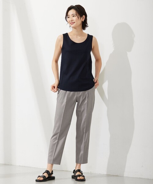 J.PRESS(ジェイプレス)の「コットンリブ ノースリーブ カットソー(タンクトップ・レディース・ライトグレー系/ブラウン系/ホワイト系/ネイビー系・MEDIUM/LARGE)」の19枚目の写真
