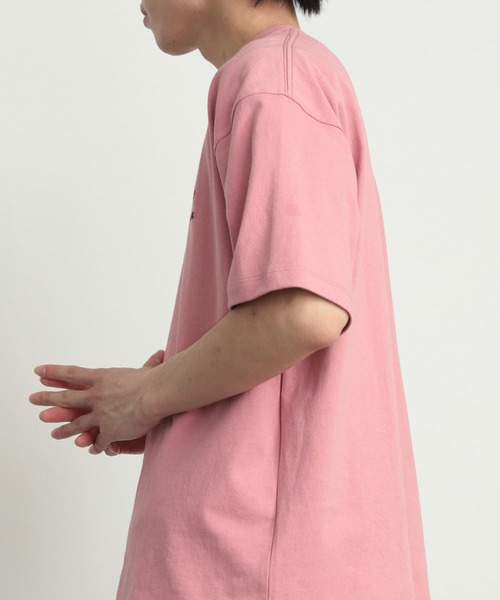 SENSE OF PLACE by URBAN RESEARCH（センスオブプレイスバイアーバンリサーチ）の「『ユニセックス』ポップアートシシュウTシャツ(5分袖)A（Tシャツ/カットソー・メンズ・ブラック/ホワイト/ピンク・LARGE/MEDIUM）」の9枚目の写真