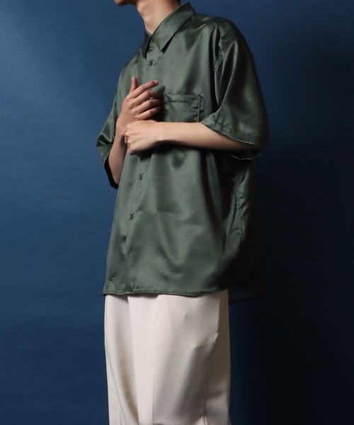 ANPAS（アンパス）の「Satin Total Pattern Print Oversized Shirt/サテン 総柄プリント オーバーサイズ とろみシャツ（シャツ/ブラウス・メンズ・ホワイト系その他/ブルー系その他/グリーン系その他/ブラック系その他2/ブラック系その他/ホワイト系その他2/ブラック系その他3・M/L/LL）」の17枚目の写真