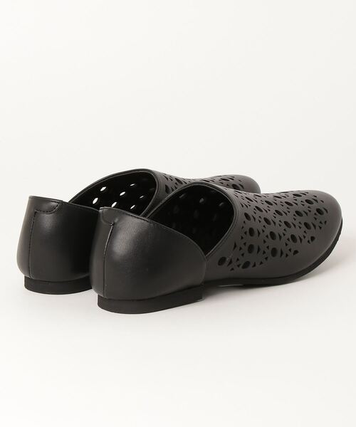Dedes（デデス）の「Dedes/パンチングスリッポンバブーシュ(5272)（スリッポン・メンズ・ブラック/ダークブラウン/ホワイト・42/44/43/40/41）」の4枚目の写真