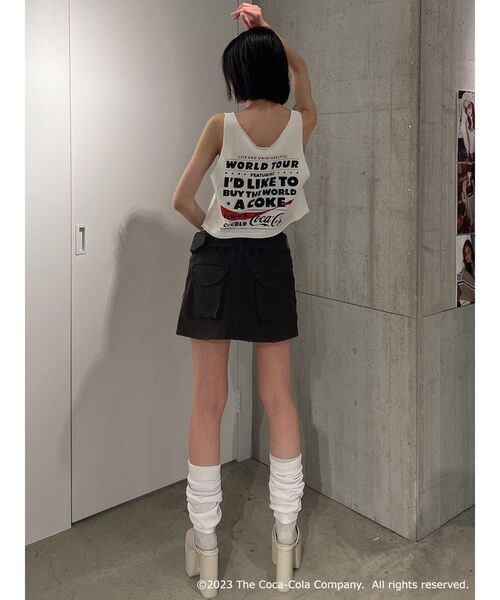 GYDA(ジェイダ)の「Coca-Cola LOOSE ショートタンクトップ(タンクトップ・レディース・ブラック/レッド/オフホワイト・FREE)」の16枚目の写真