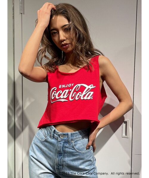 GYDA(ジェイダ)の「Coca-Cola LOOSE ショートタンクトップ(タンクトップ・レディース・ブラック/レッド/オフホワイト・FREE)」の17枚目の写真