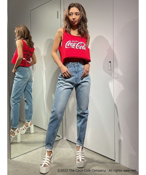 GYDA(ジェイダ)の「Coca-Cola LOOSE ショートタンクトップ(タンクトップ・レディース・ブラック/レッド/オフホワイト・FREE)」の20枚目の写真