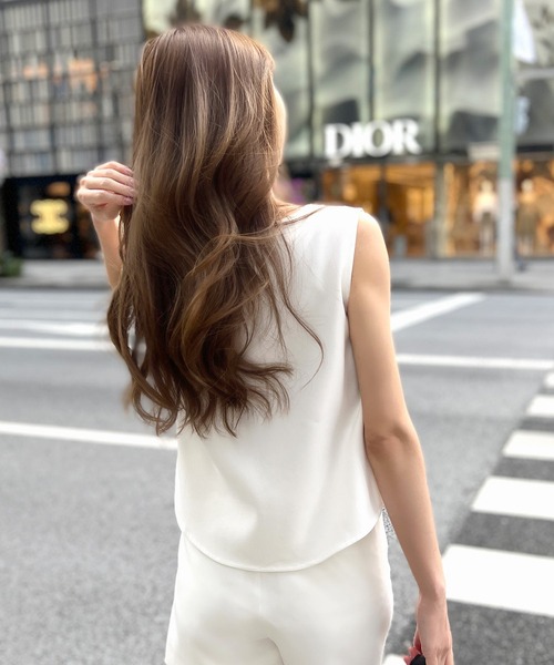 KOBE LETTUCE（コウベレタス）の「[ 岡部あゆみさんコラボ ]選べる2タイプノースリーブ＆ショートスリーブトップス（シャツ/ブラウス・レディース・オフホワイト/ブラック系/グリーン/ピンク系/グリーン系/ブラック/ホワイト系/ライトピンク/ネイビー系1/ブルー系1/ブルー系/ネイビー系・A/B）」の17枚目の写真