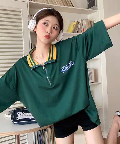 DEVICE(デバイス)の「ストリート スタンド ハーフジップ カレッジロゴ Tシャツ トラックジャケット(ジャージ・レディース・グリーン/アイボリー系・FREE)」の1枚目の写真