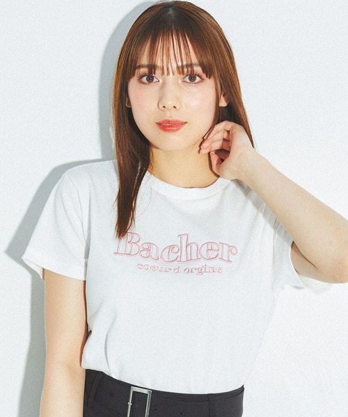 INGNI（イング）の「ふくれ刺しゅうロゴTシャツ（Tシャツ/カットソー・レディース・ホワイト×ピンク/ライトグリーン系1/ホワイト×ブルー/ホワイト×ブラック・M）」の4枚目の写真
