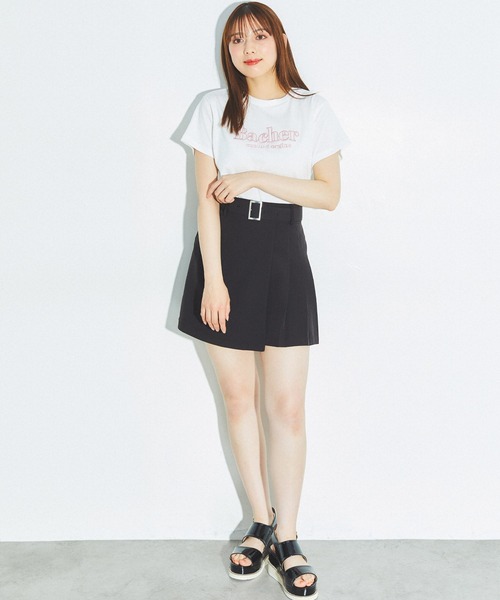 INGNI（イング）の「ふくれ刺しゅうロゴTシャツ（Tシャツ/カットソー・レディース・ホワイト×ピンク/ライトグリーン系1/ホワイト×ブルー/ホワイト×ブラック・M）」の7枚目の写真