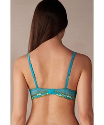 Intimissimi（インティミッシミ）の「Summer Vibes Gioia