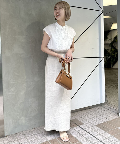 NOLLEY’S（ノーリーズ）の「◇【WEB限定】コットンサテン前立てフリルシャツ（シャツ/ブラウス・レディース・オフホワイト/ライトブルー/ネイビー・FREE）」の4枚目の写真