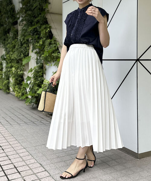 NOLLEY’S（ノーリーズ）の「◇【WEB限定】コットンサテン前立てフリルシャツ（シャツ/ブラウス・レディース・オフホワイト/ライトブルー/ネイビー・FREE）」の13枚目の写真