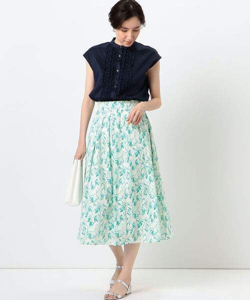 NOLLEY’S（ノーリーズ）の「◇【WEB限定】コットンサテン前立てフリルシャツ（シャツ/ブラウス・レディース・オフホワイト/ライトブルー/ネイビー・FREE）」の14枚目の写真