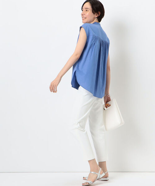 NOLLEY’S（ノーリーズ）の「◇【WEB限定】コットンサテン前立てフリルシャツ（シャツ/ブラウス・レディース・オフホワイト/ライトブルー/ネイビー・FREE）」の20枚目の写真