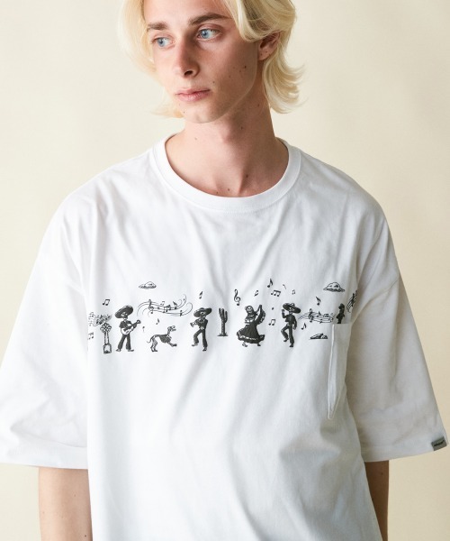rehacer（レアセル）の「rehacer : Eternity Parade Wide S/S /  エタニティーパレード ワイドシルエット  カットソー（Tシャツ/カットソー・メンズ・グレー/ブラック/ホワイト・SMALL/MEDIUM/LARGE/X-LARGE）」の2枚目の写真