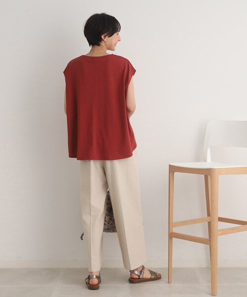 SHOO・LA・RUE（シューラルー）の「◆【接触冷感】深めスリットが大人ヘルシー フレンチスリーブTシャツ（Tシャツ/カットソー・レディース・レッド系1/ブルー/ライトグレー/ブラック・00）」の19枚目の写真