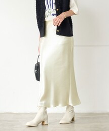 グロッシー サテン ナロー スカート -帯電防止-