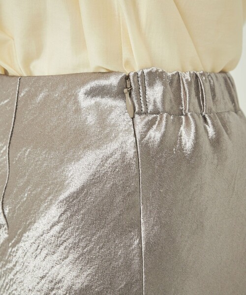 green label relaxing（グリーンレーベルリラクシング）の「グロッシー サテン ナロー スカート -帯電防止-（スカート・レディース・モカ/ブラック/オフホワイト・36/38）」の11枚目の写真
