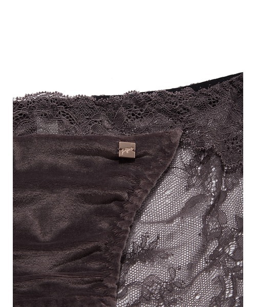 gelato pique（ジェラートピケ）の「ベロア×レースブラ＆ショーツセット（ブラ&ショーツ・レディース・チャコールグレー・FREE）」の16枚目の写真