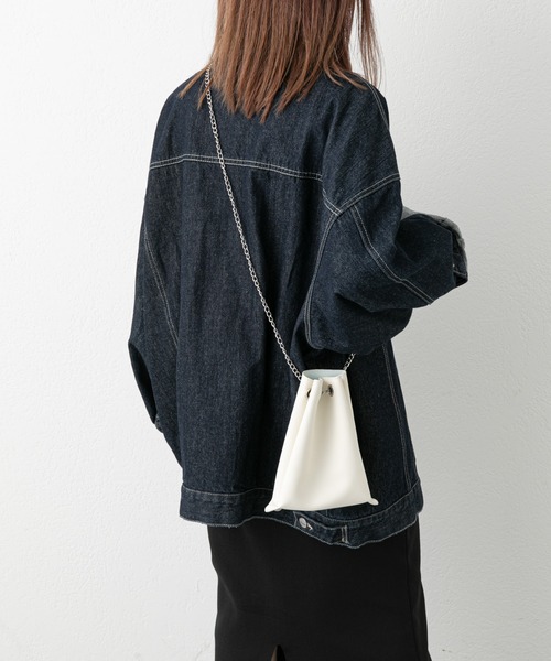 COLONY 2139（コロニートゥーワンスリーナイン）の「ハトメ巾着2WAYバッグ（ショルダーバッグ・レディース・ブルー/オフホワイト/ブラック/ブラウン・FREE）」の8枚目の写真