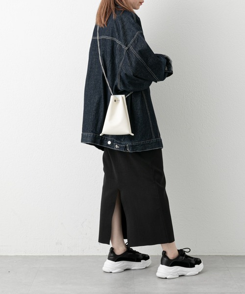 COLONY 2139（コロニートゥーワンスリーナイン）の「ハトメ巾着2WAYバッグ（ショルダーバッグ・レディース・ブルー/オフホワイト/ブラック/ブラウン・FREE）」の14枚目の写真