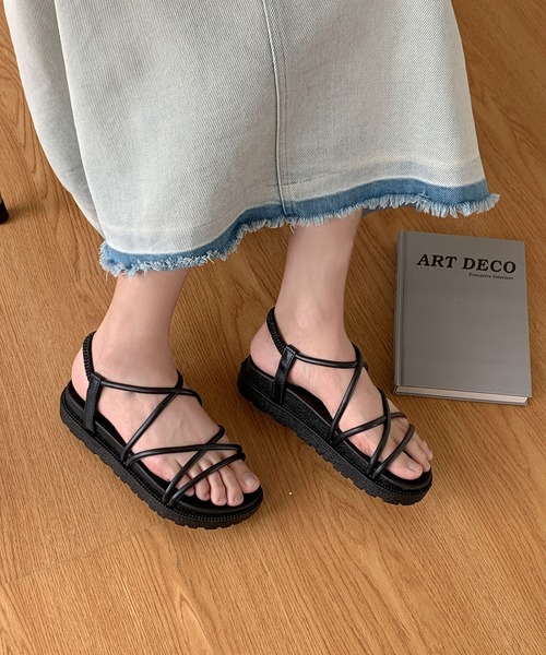 EPICKS（エピックス）の「レースアップサンダル（サンダル・レディース・アイボリー/ブラック・40/38/36）」の2枚目の写真