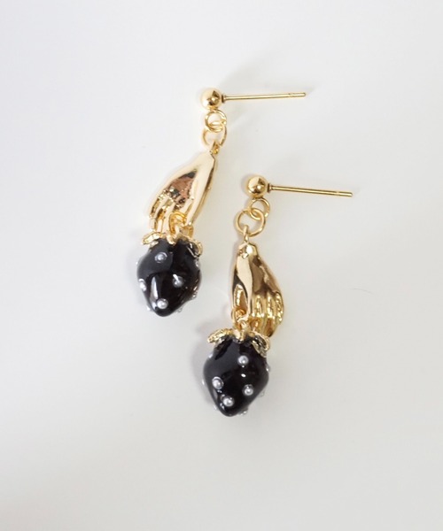 CERCA(チェルカ)の「jolie minette/もぎたて ミニ いちご狩り ピアス(ピアス(両耳用)・レディース・ブラック/ベージュ/ブラウン/クリア・FREE)」の6枚目の写真