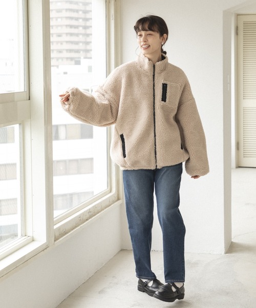 pairmanon（ペアマノン）の「【ママサイズ】ボリューム袖 ボア 長袖 ブルゾン ジャケット アウター（ブルゾン・レディース・モカ/スモークピンク/アイボリー/ライトピンク/グレイッシュベージュ・FREE）」の6枚目の写真