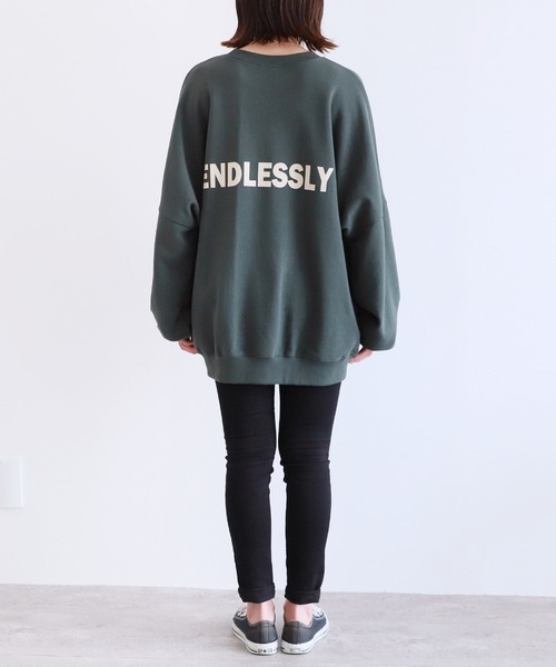 reca（レカ）の「即オシャレ見え！カレッジ風ロゴスウェット（スウェット・レディース・グリーン系/キナリ/チャコール/グリーン系その他7/ホワイト系その他7/ブラック系その他7/オートミール/ブラウン/レッド系その他/グレー系その他/ネイビー・FREE/フリー）」の21枚目の写真