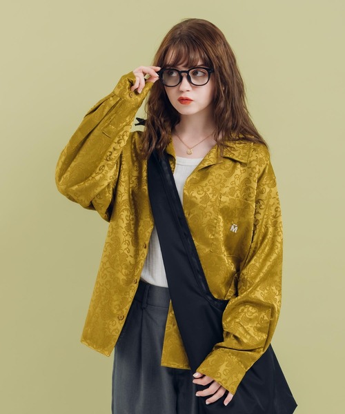 MUHET(ミュエータ)の「ジャガード開襟シャツ(シャツ/ブラウス・レディース・イエロー/ブラック・X-LARGE/MEDIUM)」の2枚目の写真