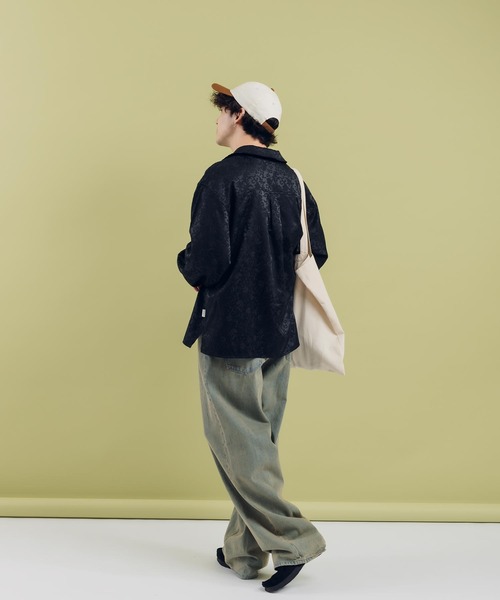MUHET(ミュエータ)の「ジャガード開襟シャツ(シャツ/ブラウス・レディース・イエロー/ブラック・X-LARGE/MEDIUM)」の9枚目の写真