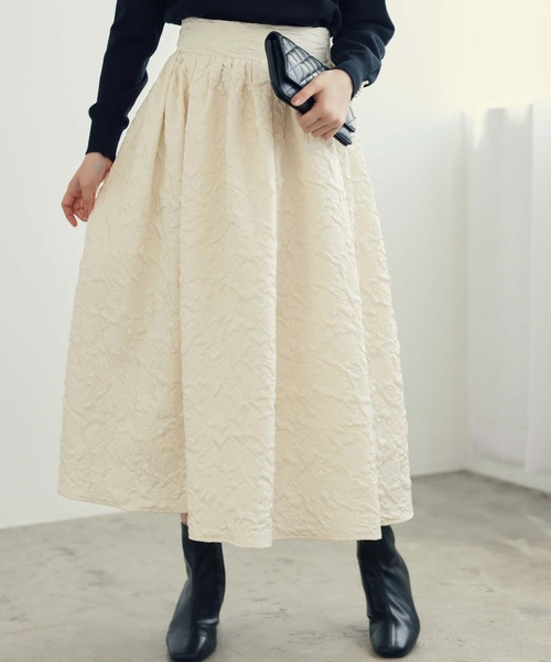 fifth（フィフス）の「ジャガードボリュームタックスカート（スカート・レディース・ブラック/アイボリー/レッド・M）」の2枚目の写真