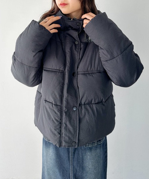 CLEA(クレア)の「フード付き中綿ダウンジャケット(ダウンジャケット/コート・レディース・ベージュ/ブラック/アイボリー/グレー・M)」の18枚目の写真