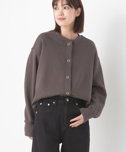 OMNES(オムネス)の「裏起毛クルーネックカーディガン(カーディガン/ボレロ・レディース・アイボリー/ブルーグレー/カーキ/チャコールグレー・FREE)」の10枚目の写真