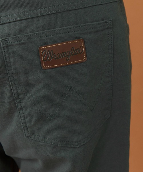Lee(リー)の「Wrangler/ラングラー 裏起毛で暖かい! WRANGLER ラングラー あったかレギュラーストレートデニムパンツ カラーパンツ /グレンチェック【暖】(デニムパンツ・メンズ・チェック/グレー/ベージュ/オリーブ/ブラック/ブラウン/インディゴブルー/ブルー・MEDIUM/LARGE/SMALL/X-LARGE)」の21枚目の写真