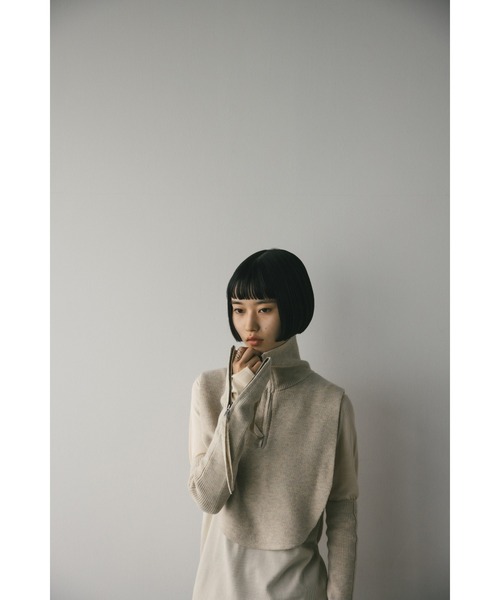 STYLEMIXER(スタイルミキサー)の「ジップネックウォーマー(ネックウォーマー/スヌード・レディース・アイボリー/チャコールグレー・FREE)」の7枚目の写真